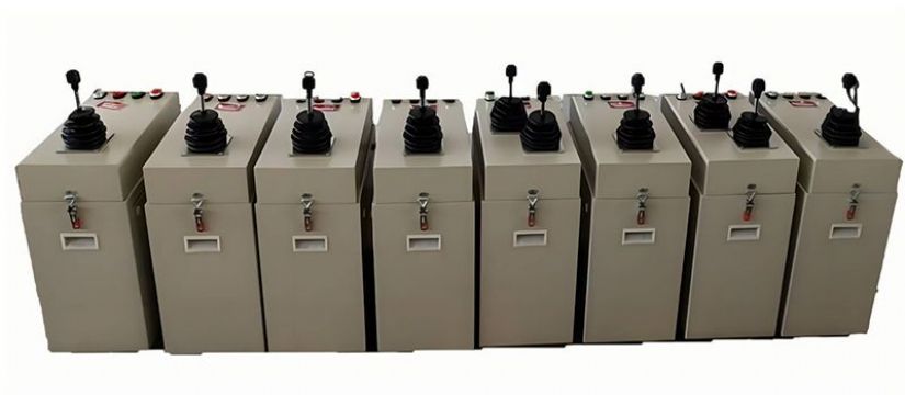 點擊查看詳細信息<br>標題：七、QT6S工業橋機主令控制器型聯動控制臺 閱讀次數：389